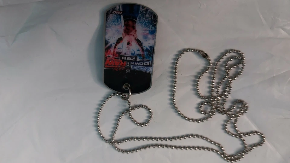 Etiquetas de perro promocionales Smackdown VS Raw 2011 con John Cena y Guardia Nacional Foto 3 de 4