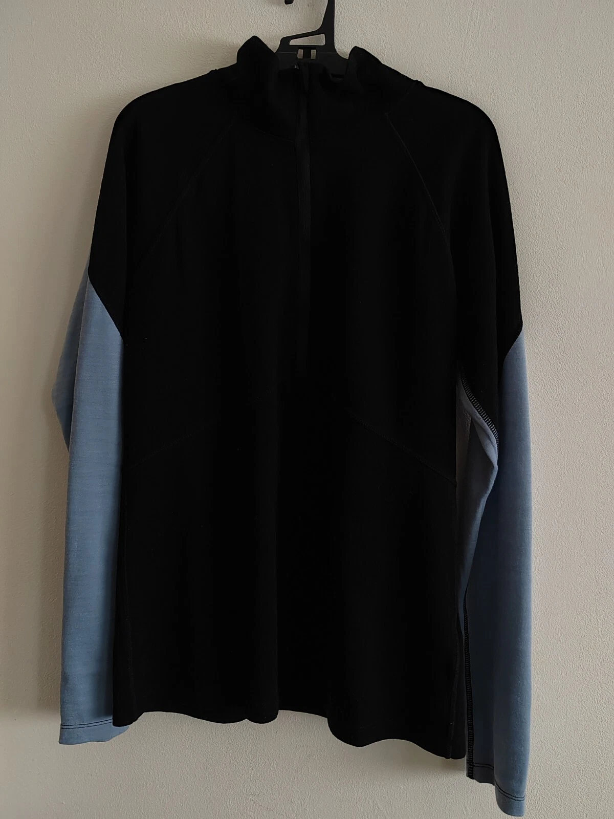 H&M Wool-blend base layer top size M blue and black