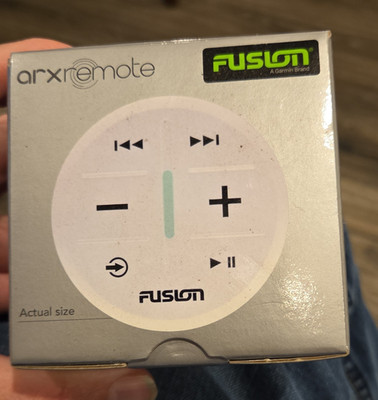 Fusion ARX Remote Wireless Control IPX6/IPX7 UV Stable Low Profile MS-ARX70W
