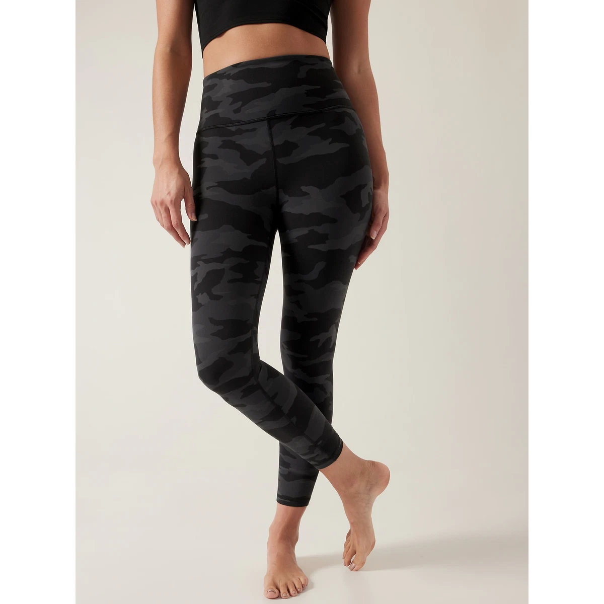 Athleta Elation Camouflage 7 8 Tight Leggings Yoga High Waist Gray