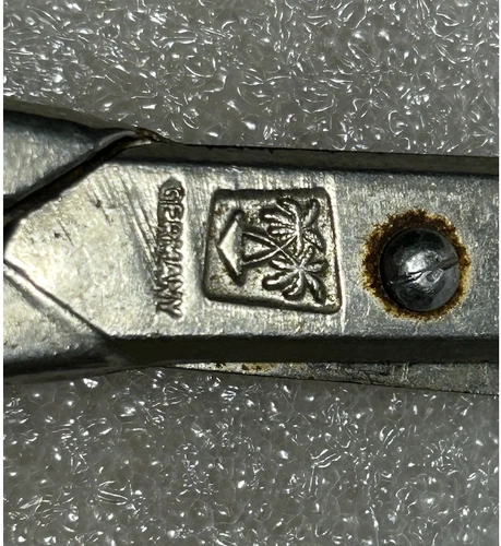 Vintage German Scissors Two Palms Commonwealth of Australia Stamped - Picture 1 of 7