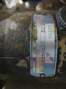 Lucas CAV DPC r8444 Injection Pump Type pcm.12 Peugeot / PSA Engine