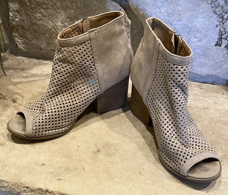 Botín al tobillo Qupid para mujer talla 7,5 M boho tacón bloque punta abierta con flecos, cremallera Foto 4 de 4