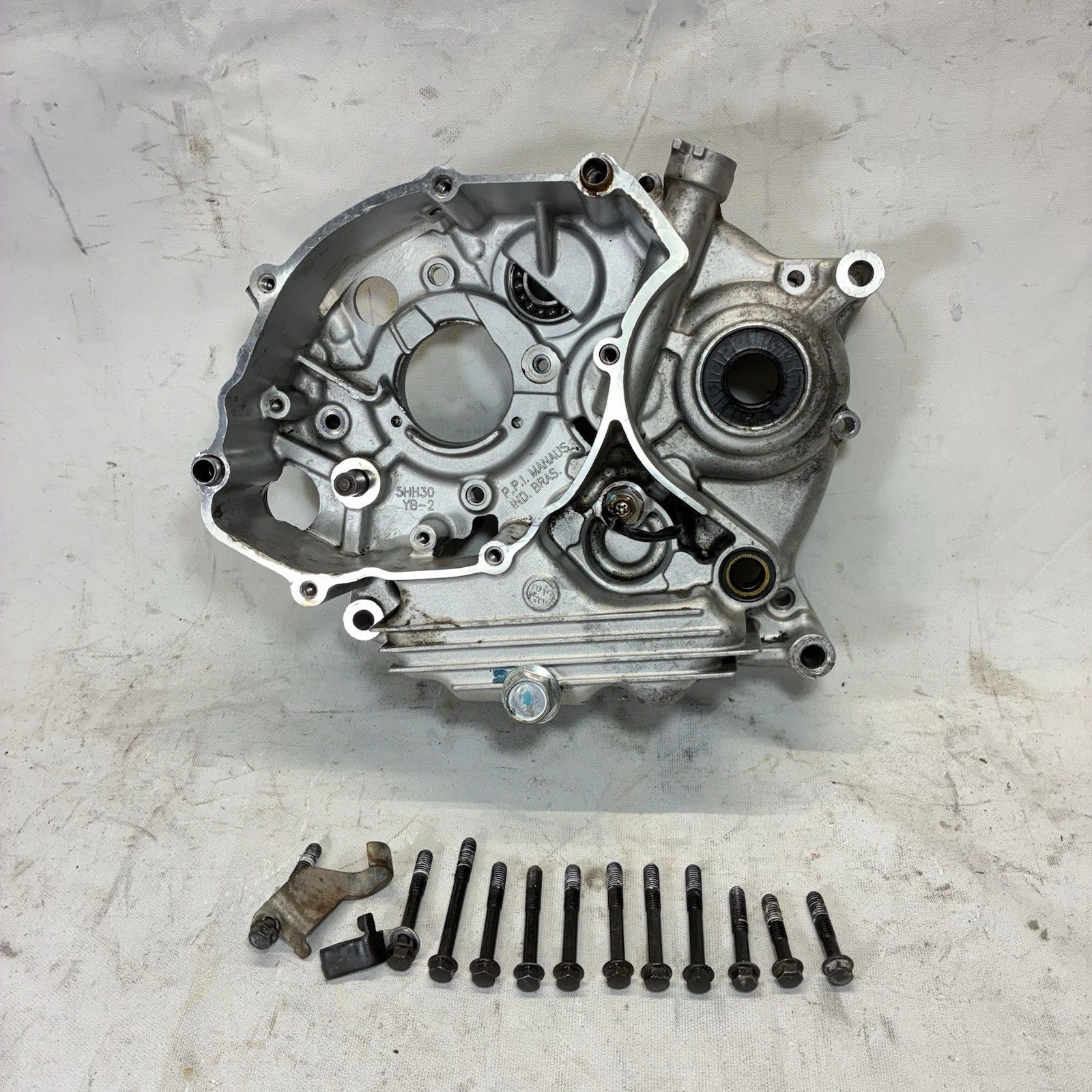 2002 - 2008 Yamaha TTR125 TTR 125 Engine Case Right Casing Bottom End OEM 2008