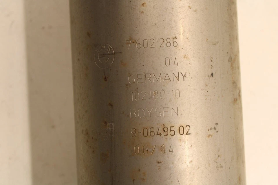 13-16 宝马 328i xDrive SULEV 2.0L 中心排气系统消声器谐振器 7602286 — 第 2/4 张图片