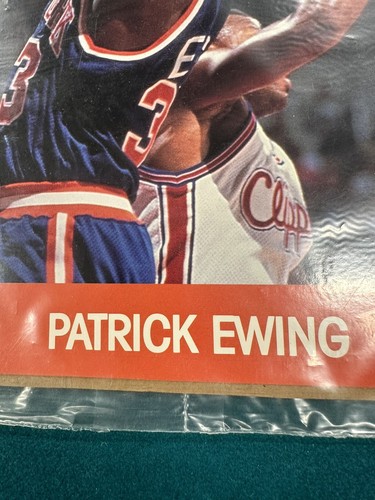 1990-91 NBA Hoops Knicks Patrick Ewing Action Photo Sealed 8" x 10" Super Clean - Picture 3 of 8