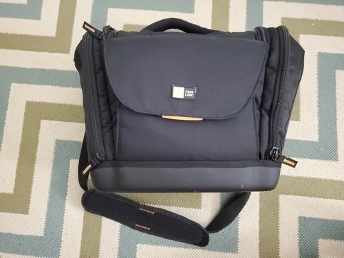 Case Logic Camera Bag with 120.581 SLR 