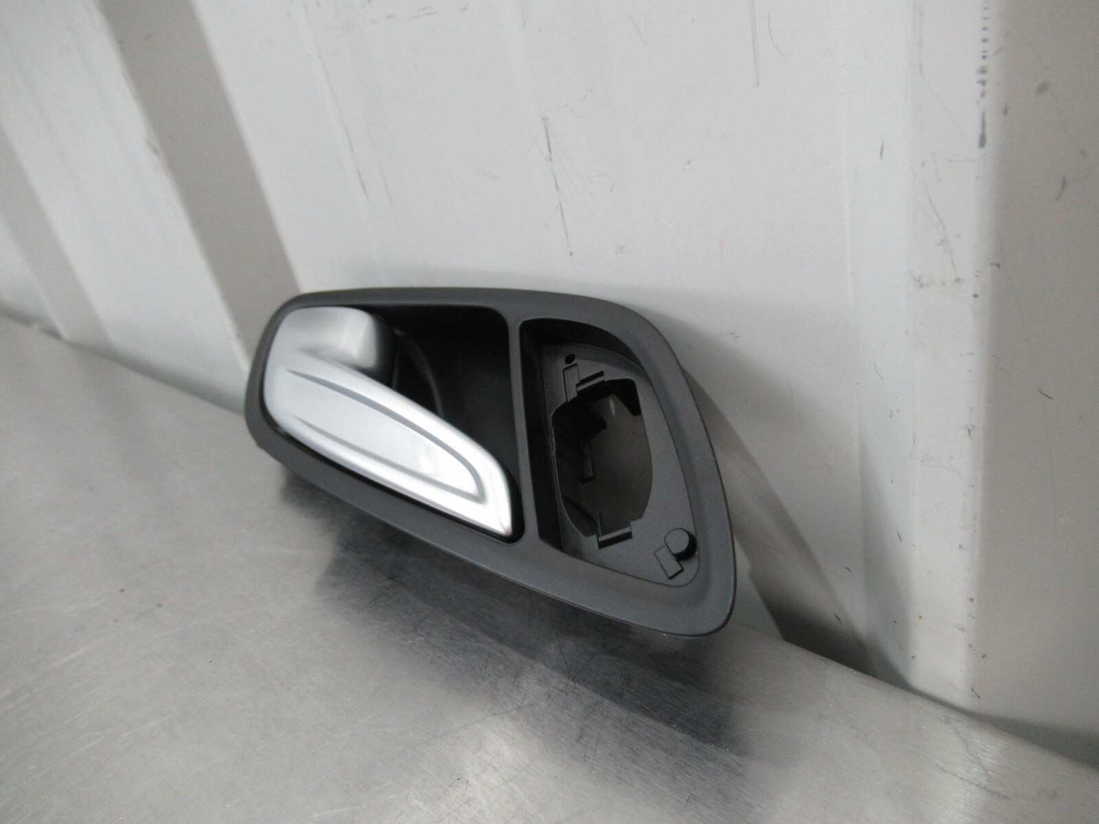 08 Audi TT Mk2 Left Driver Side Interior Door Handle 8J1837019 for 