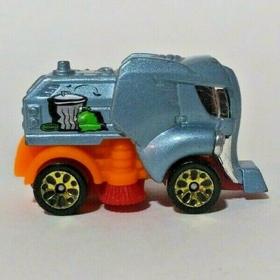 Matchbox 1 Loose 2004 Hero City Ultra Heroes #20 Jumbo Sweeper Light Blue HTF