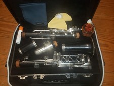 Buffet Crampon E11 Wood Intermediate Clarinet--Serviced, New Valentino Pads 