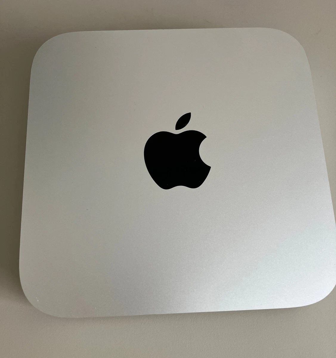 Apple Mac mini 4 GB RAM Apple Desktops 500 GB SSD Capacity-In-One