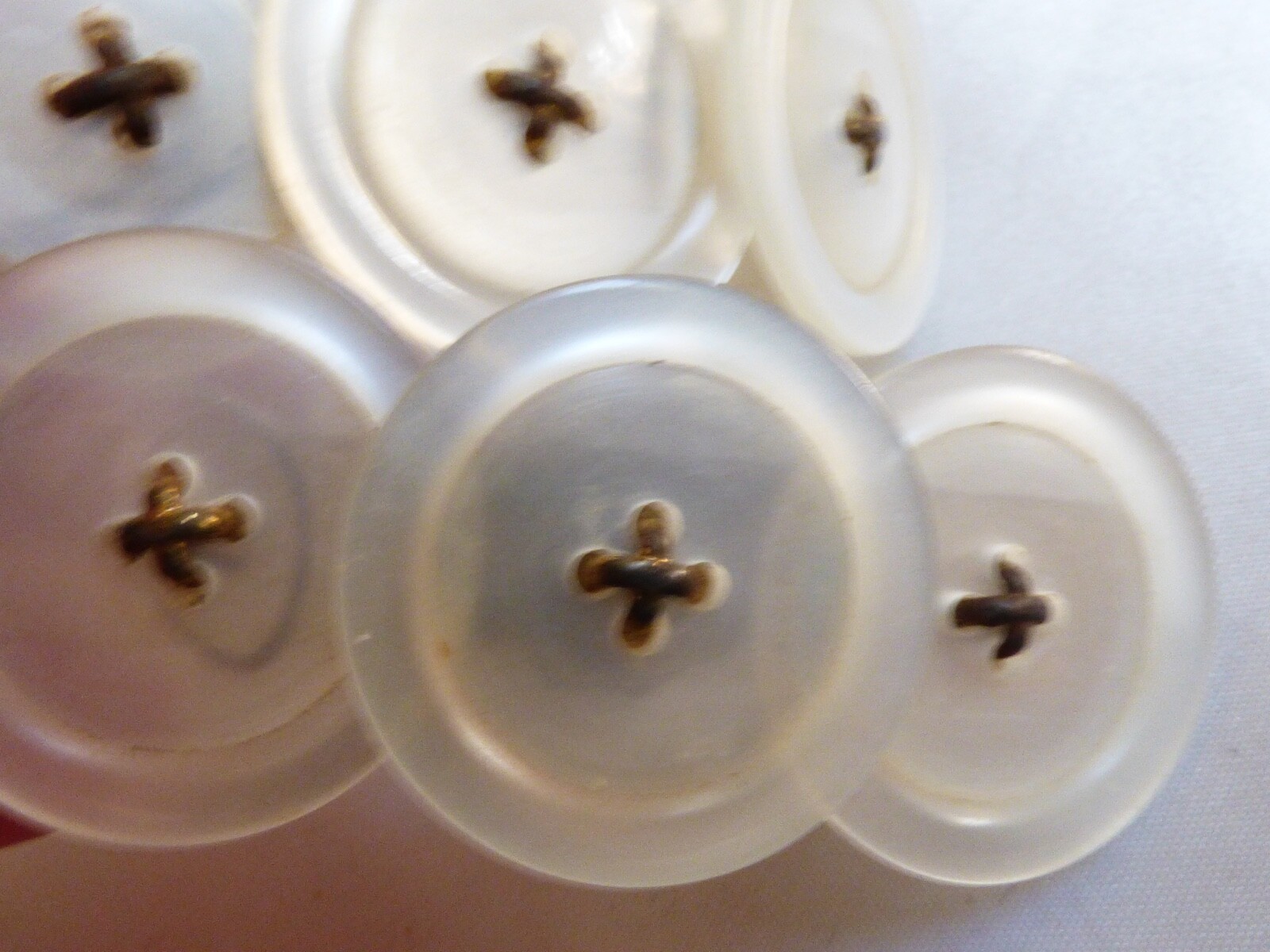 White Pearly Color three buttons shoe buckle clips