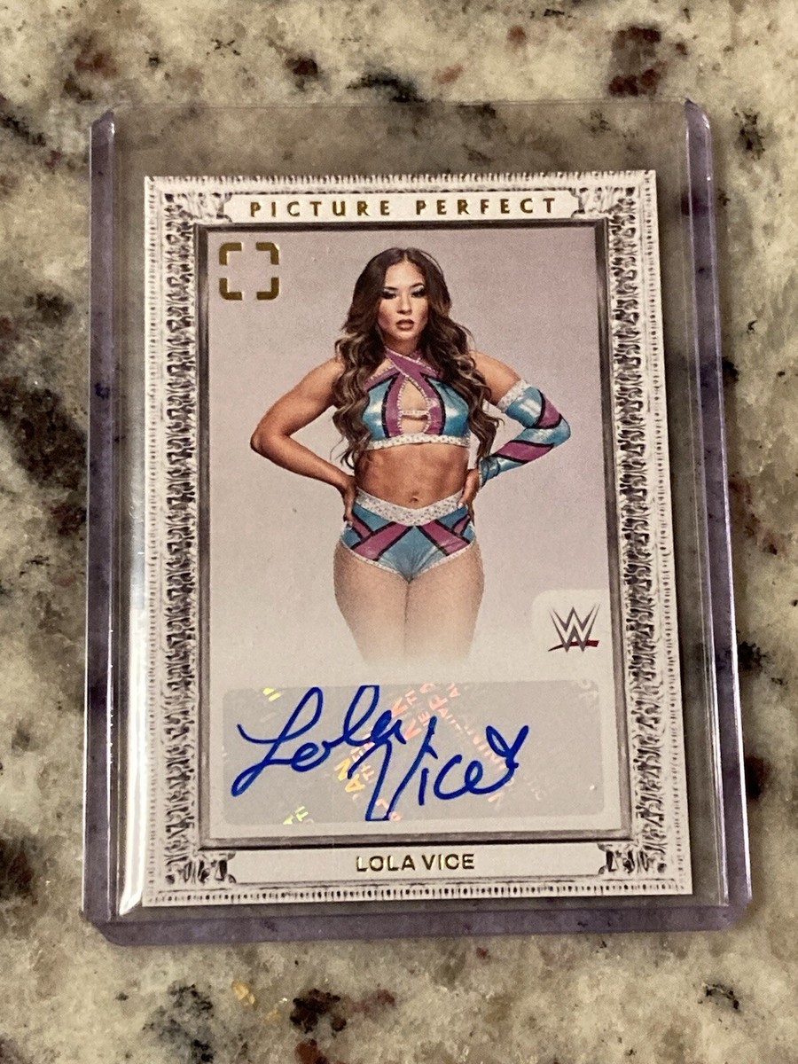 2024 Panini WWE Photogenic Lola Vice Picture Perfect Auto