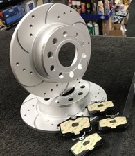 AUDI TT 1.8T QUATTRO 225 HP REAR DRILLED CURVED GROOVED BRAKE DISCS BRAKE PADS
