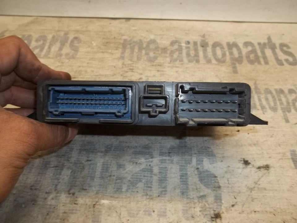 01-04 CADILLAC SEVILLE DEVILLE OEM MEMORY SEAT POWER MODULE COMPUTER 25702234 - Image 4 of 4