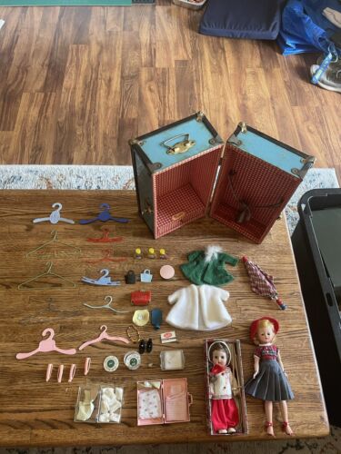 1950’s Vogue Ginny Doll  With Clothes, Accessories And Cass Toys Carry Case - Picture 1 of 11