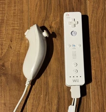 Nintendo Wii Remote (RVL-003) White OEM + Generic Nunchuck Cleaned and Tested