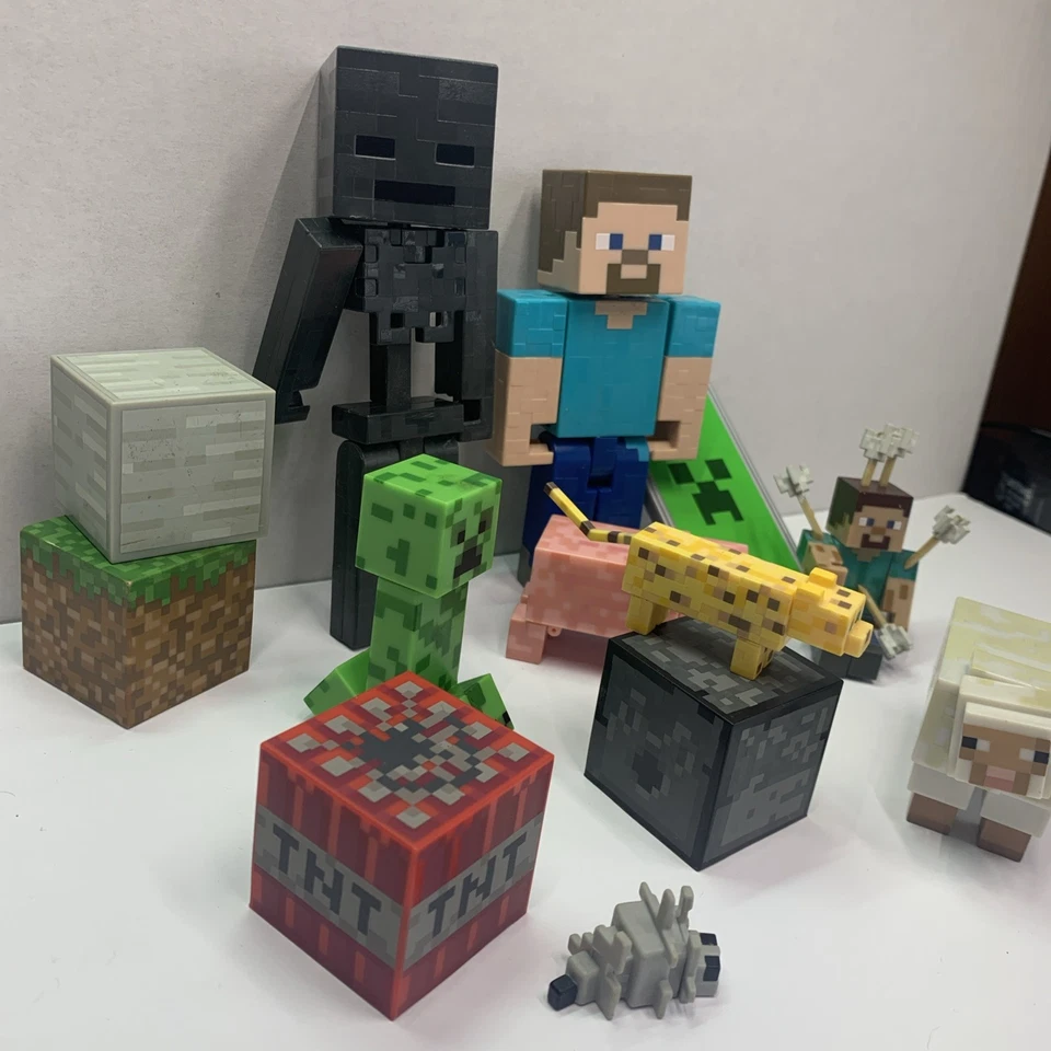 Minecraft Toy Lot of 13 various pieces- Creeper, Steve, Wither Skeleton & more - Image 4 of 4