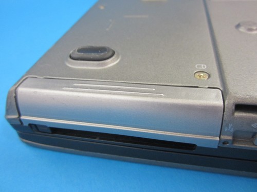 Dell Latitude D620 Festplatten Abdeckung + 3 Schrauben 0MF267 - Picture 4 of 5