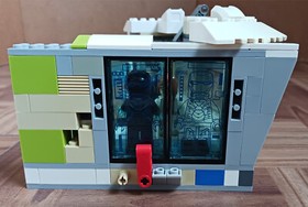 LEGO Marvel: Iron Man: Malibu Mansion Attack (76007)