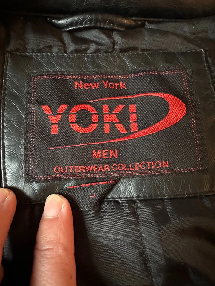 Chaqueta de bombardero de cuero sintético para hombre New York Yoki Collection L Pit to Pit 24" Foto 2 de 4