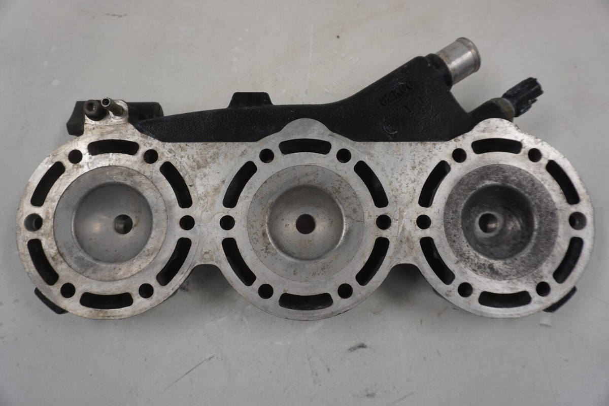 【希少】【迷器】【珍品】 YAMAHA BBVIII 2002-2006 Yamaha 700 OEM Cylinder Head SX Viper Venture 8EK
