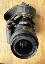 Nikon D5000 DSLR Camera + 18-55mm VR Lens | 6,805 Shutter | Lowepro Bag | Tripod