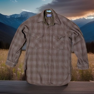 Vintage Pendleton Outdoorsman 100% Wool Long Sleeve Brown Button Up Size Medium