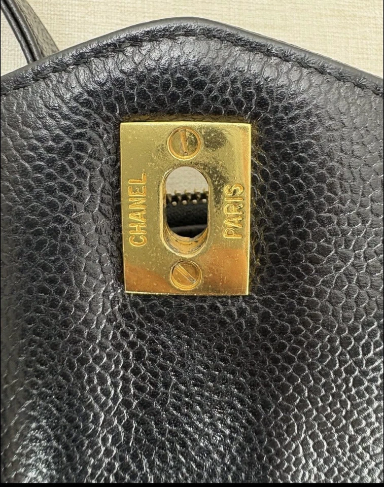 CHANEL Caviar Zip Closure Tote Large Black Leather 3series (94/96) - Image 3 of 4