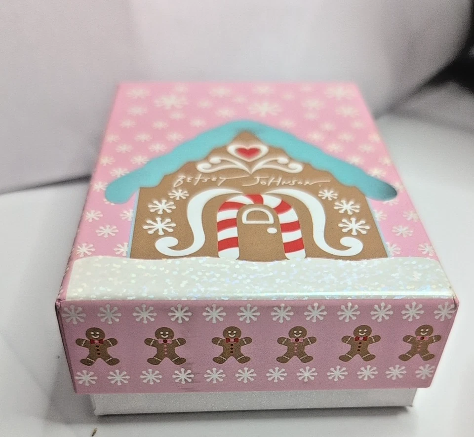 Colar Betsey Johnson Gingerbread Man & Drop Glitter Holiday NOVO com caixa de presente - Imagem 4 de 4