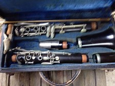 Vintage American The Peddler Co. Elkhart Clarinet with Original Case