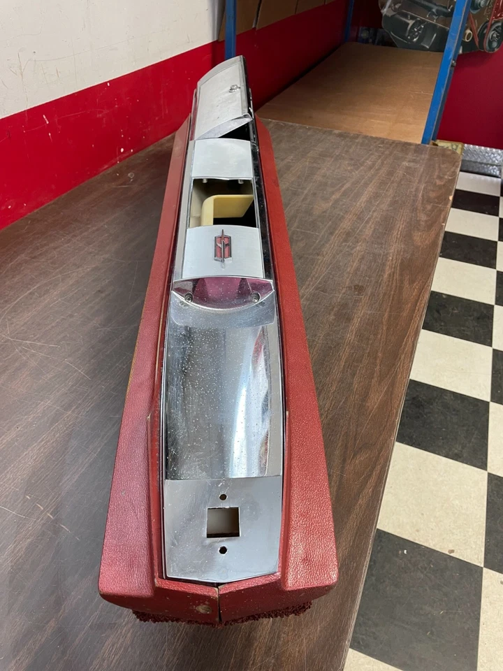 Oldsmobile Starfire 1964 1965 consola automática 322 Foto 2 de 4