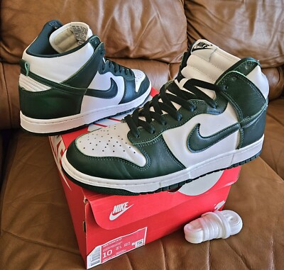 NDS Men's Nike Dunk High SP Spartan Green White Size 10
