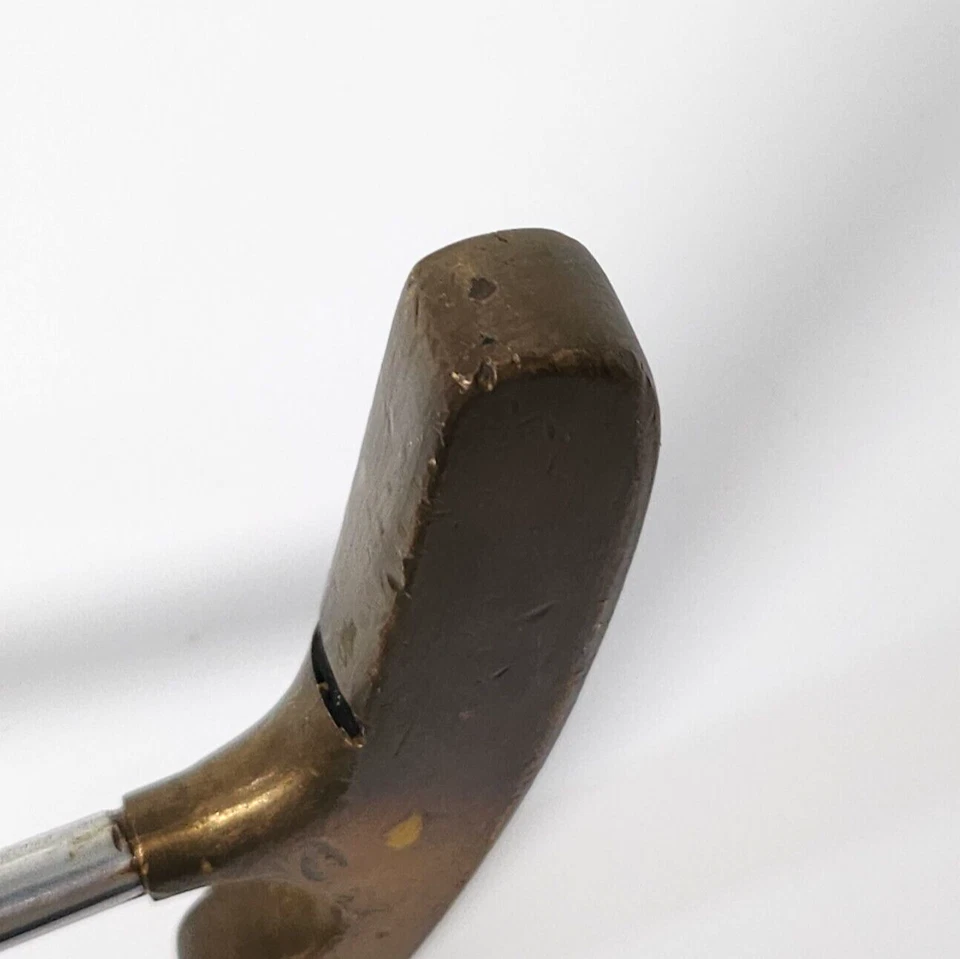 Acushnet Bullseye O-Set 4 S John Reuter Jr. Putter 32.5in Long RH - Image 4 of 4