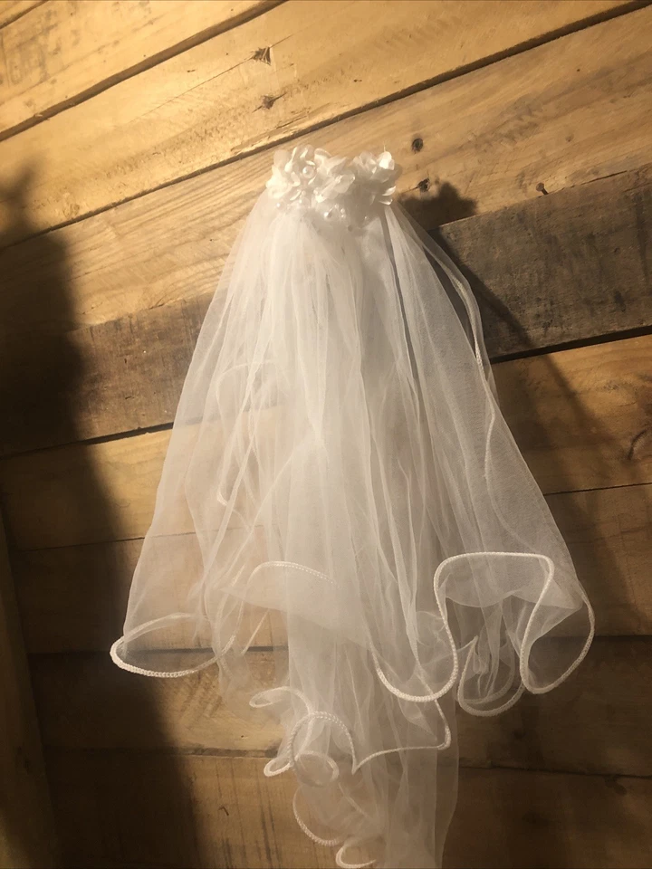 Chantilly Place Communion Dress 6x - Image 4 of 4