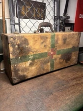 Vintage Ww2 Era Red Cross Hardboard Medical Trunk