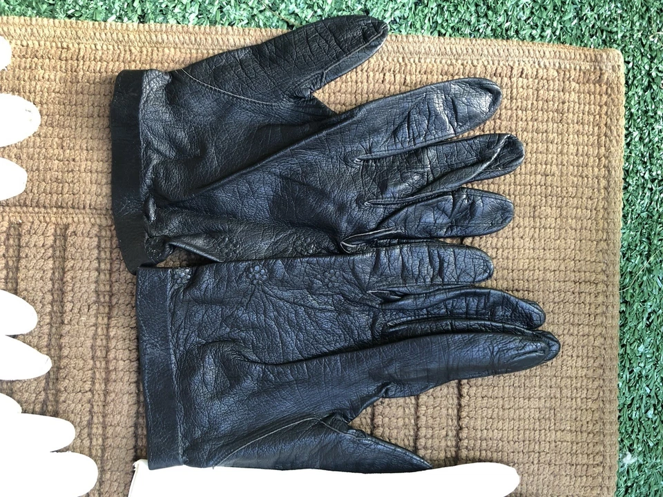 Estate Lot 6 Pair Vintage Gloves Leather, Satin Opera Gloves W/ Satin Box - Image 3 of 4