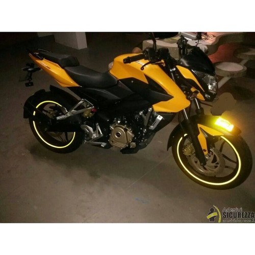 Stripe adesivi per cerchi moto 3M™ rifrangenti o fluorescenti 7mm X 6 Metri - Afbeelding 9 van 14