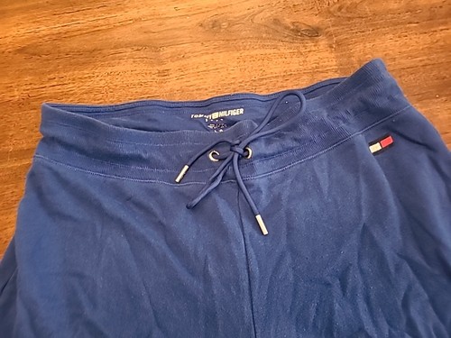 Tommy Hilfiger Sportshorts Schweißauszüge sportliche Fitness Manschetten grafisches Logo Frauen L - Bild 2 von 9