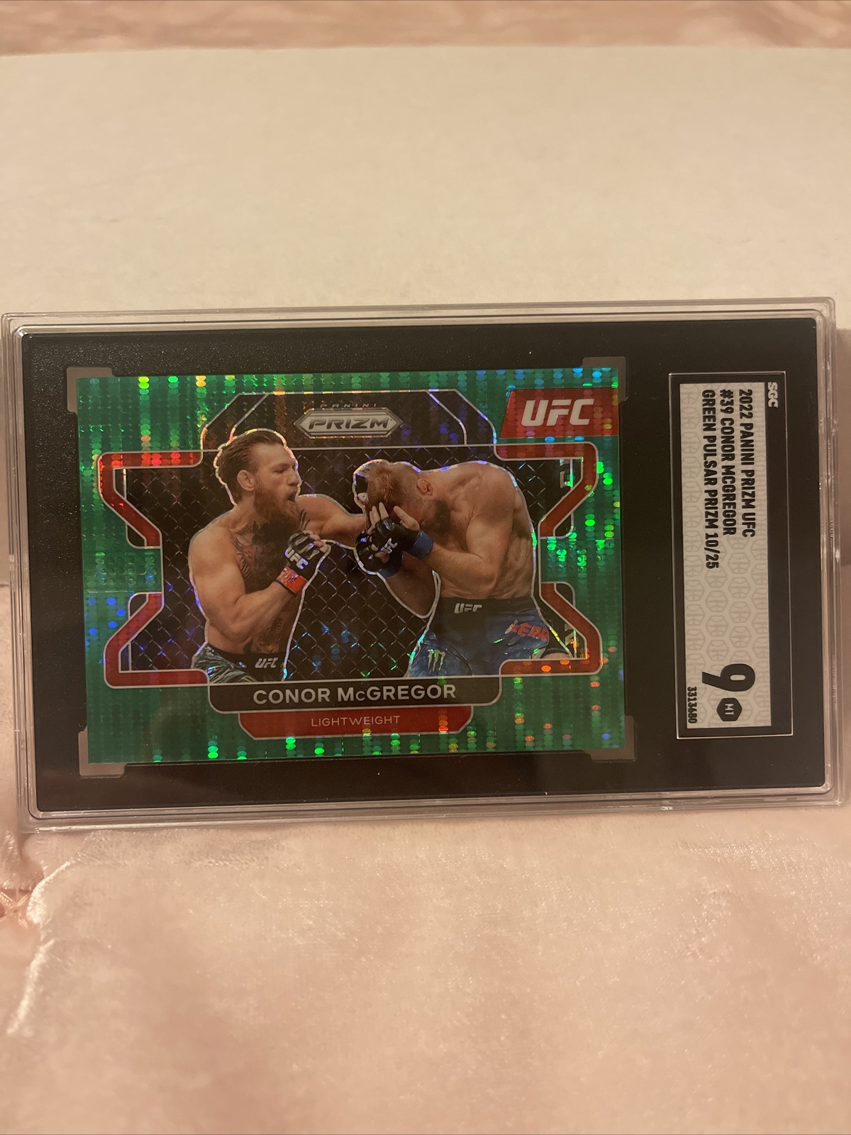 2022 Panini Prizm UFC Connor Mcgregor  Green Pulsar 10/25 NOTORIOUS IRISH GREEN
