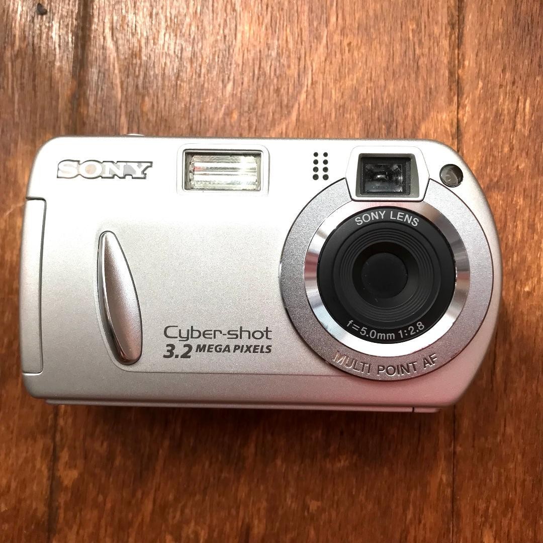 Sony Cyber-Shot DSC-P32 3.2MP Digital Camera AA Battery
