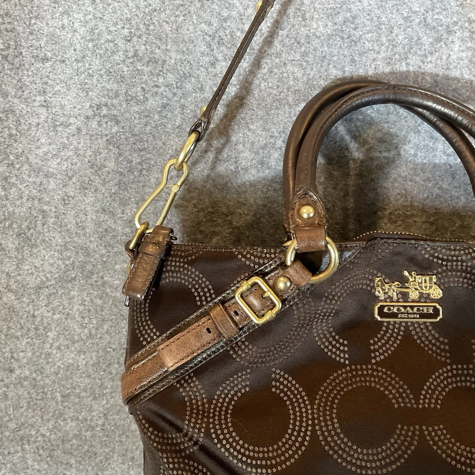 蔻驰麦迪逊圆点 OP 艺术棕色签名提花索菲亚挎包钱包 #15935 — 第 4/4 张图片