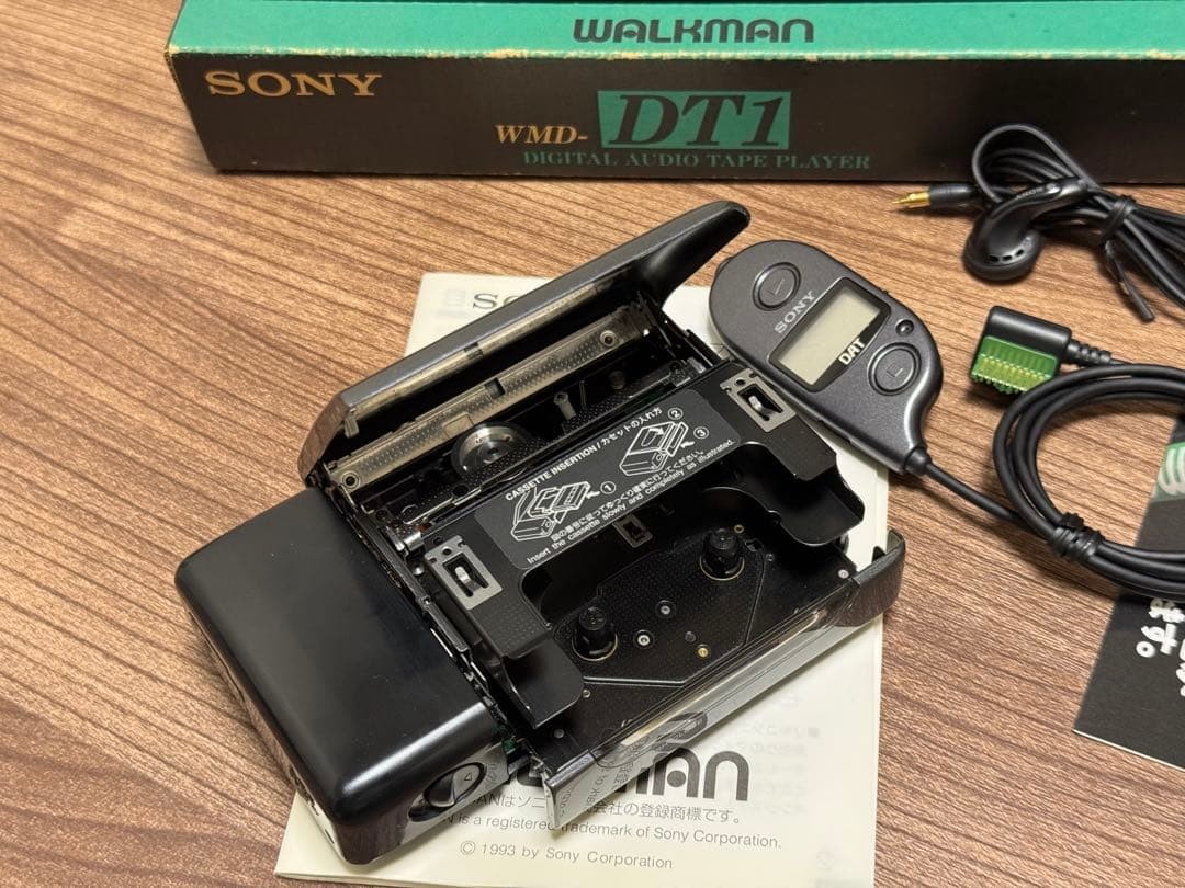 WMD-DT1 SONY DAT 44.1 0 [4-128] SONY DAT WMD-DT1 カセット