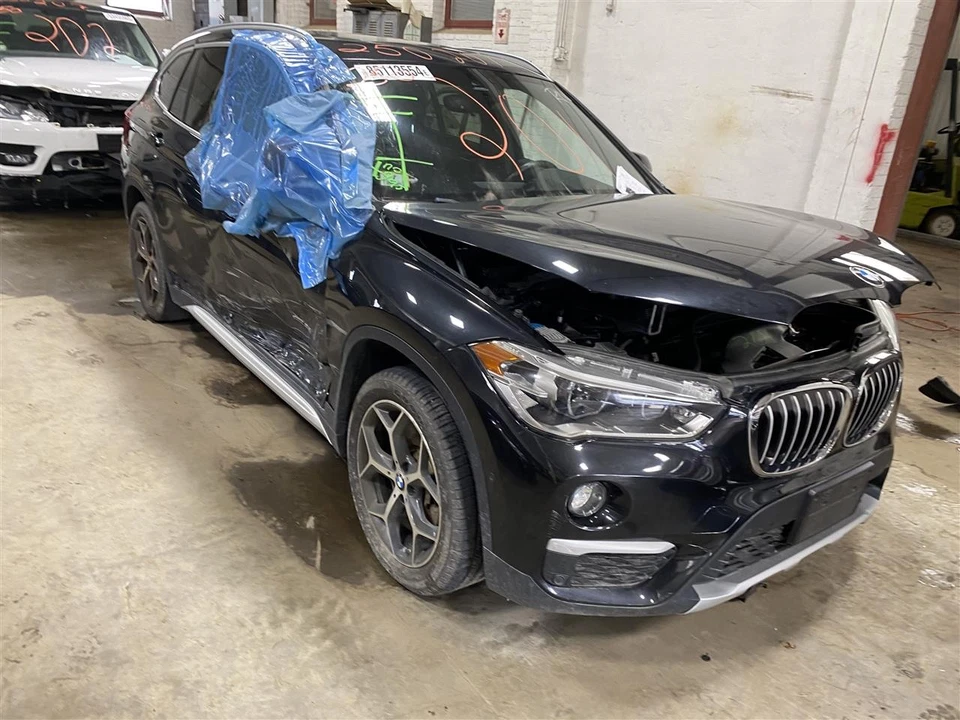 HOOD BMW X1 2016 16 2017 17 2018 18 2019 19 2020 20 Black 1400474 Foto 3 de 4