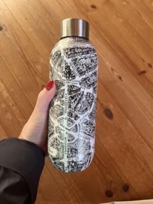 Dior Spring/Summer 2023 Collection Water Bottle Plan de Paris 17