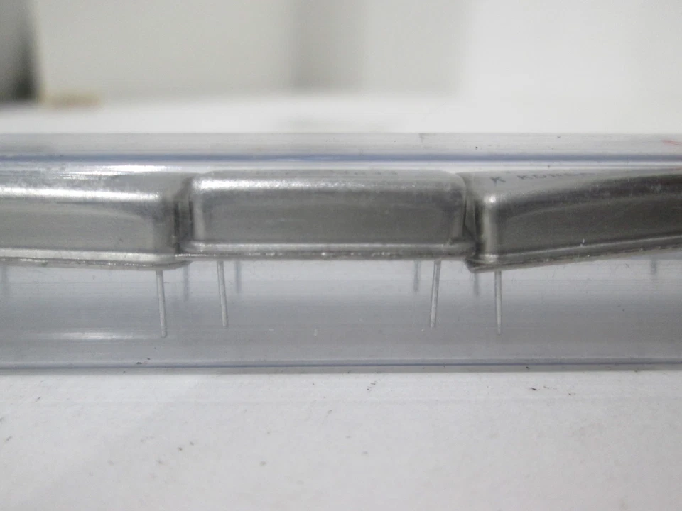 Valpey-Fisher, 6.857100 MHZ, VF150, Circuito Integrado, Nuevo, Lote de 25 Foto 4 de 4