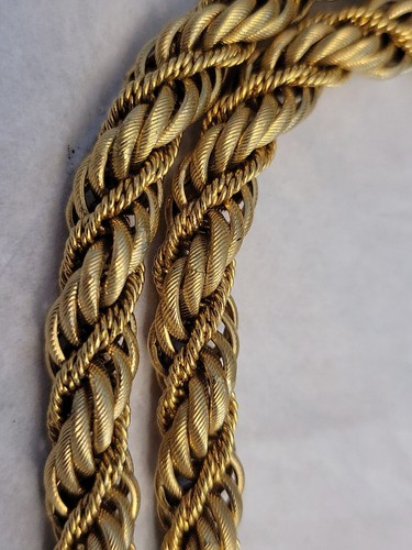 Vintage Monet Goldtone Twisted Rope Chain 23 Inch Necklace 1980s - Picture 3 of 5