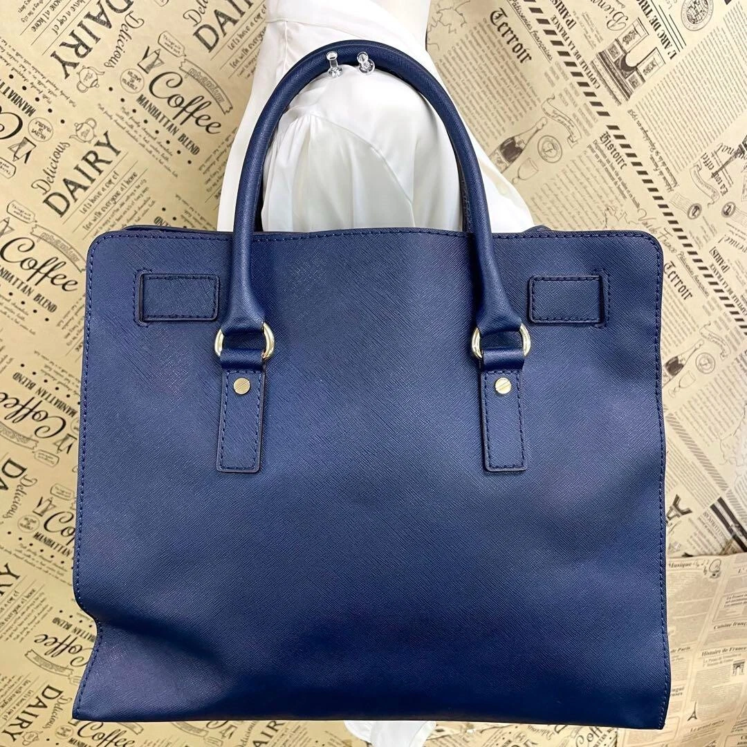 Borsa a mano Michael Kors in pelle marina FS437 tote bag tracolla lucchetto formale