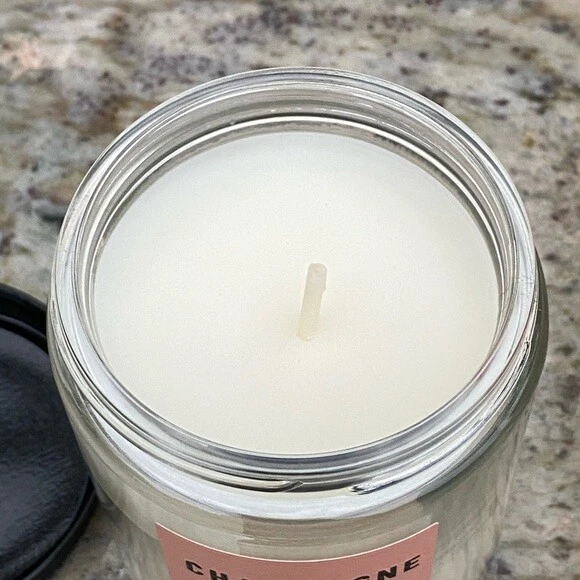 BB&W 'Champagne Toast' Gift Set Hand Soap 8 fl. oz., Candle & Tote Bag NEW - Image 2 of 4