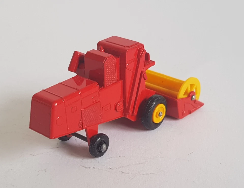Matchbox Series No. 65 CLAAS Combine Harvester Superb Mint Condition - Image 4 of 4